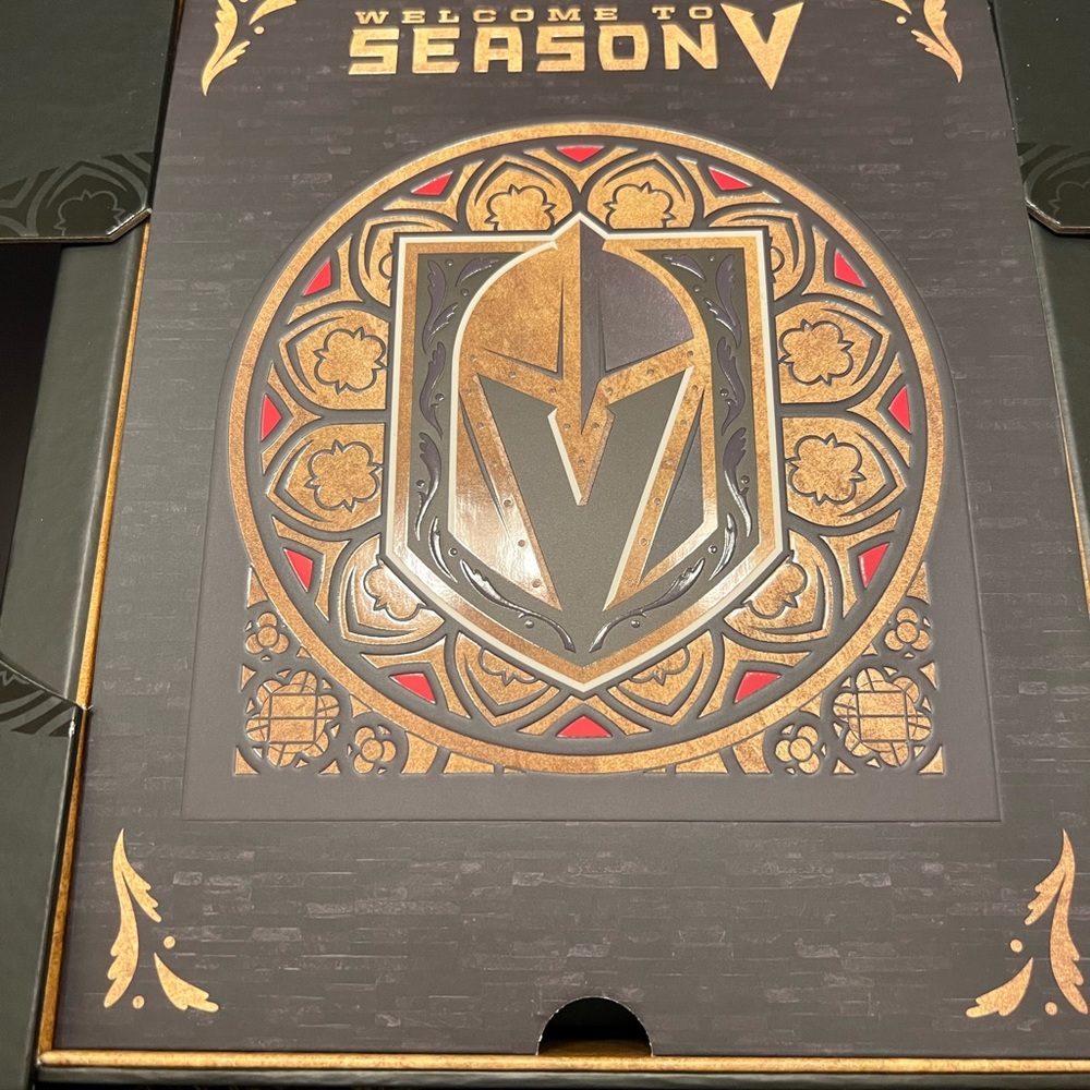 NEW Vegas Golden Knights Season Ticket Member Box Scarf - Picture 4 of 8